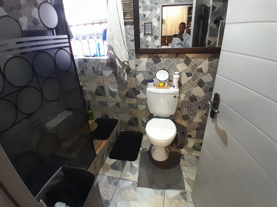 To Let 2 Bedroom Property for Rent in Kathu Northern Cape